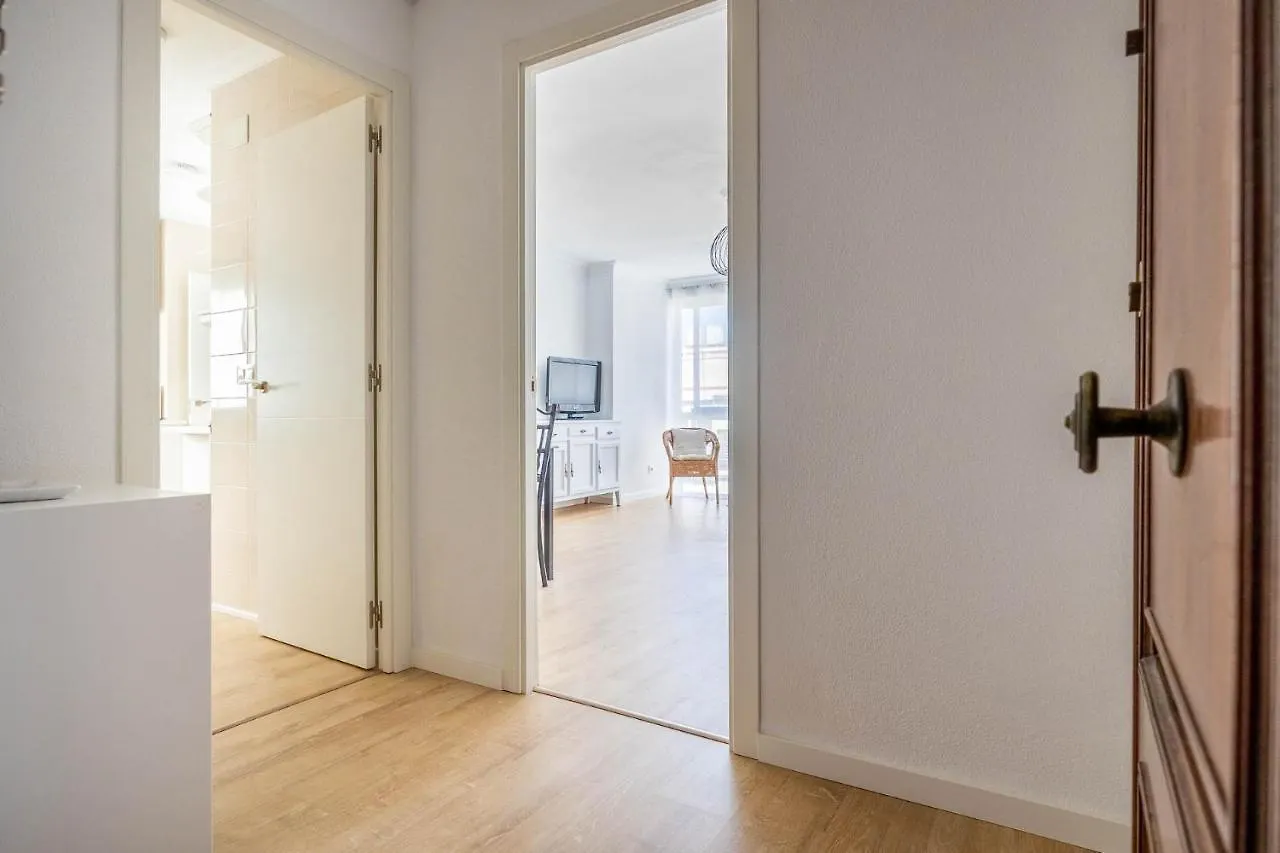 Apartamento Isbilya Севилья 0*,