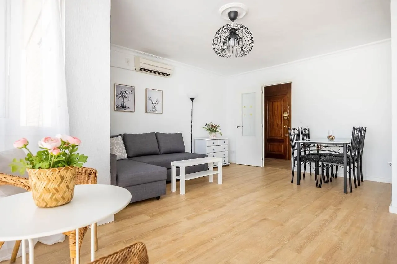 Апартаменты Apartamento Isbilya Севилья